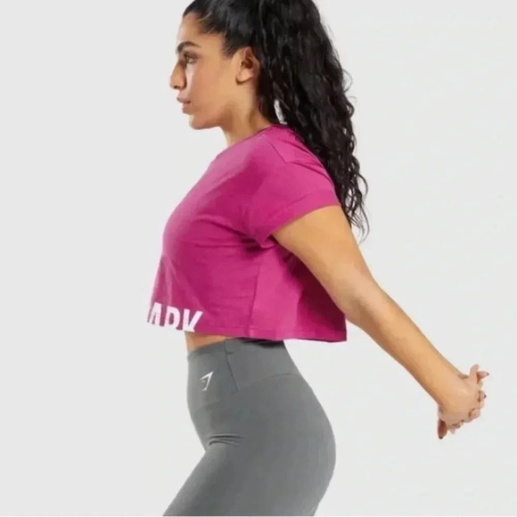 29. Gymshark Fuchsia Crop Tee - Picture 2 of 2